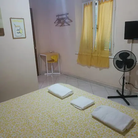 Smile Tower House